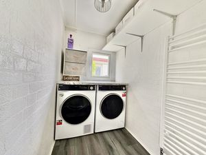 Laundry Room- click for photo gallery
